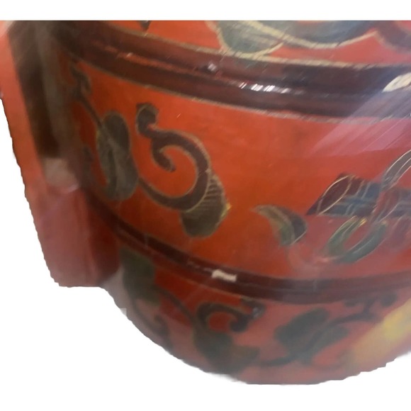 Antique Chinese porcelain lacquered stacking Wedding box, 3 tier. 11”x8”x7” - Picture 9 of 15